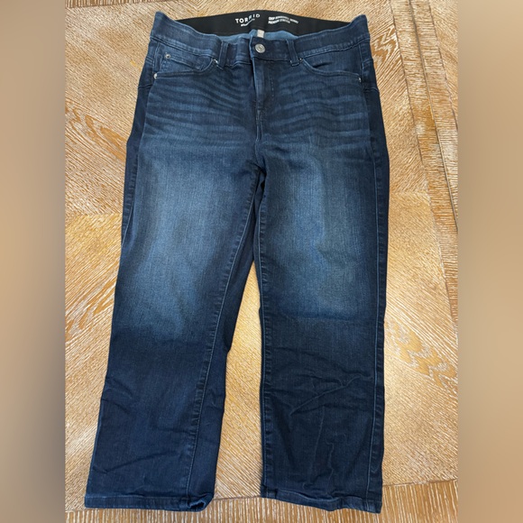 Torrid Blue Denim Sz14 Feel The FitCrop Bombshell Skinny PremiumStretch Waist34” - Picture 3 of 5